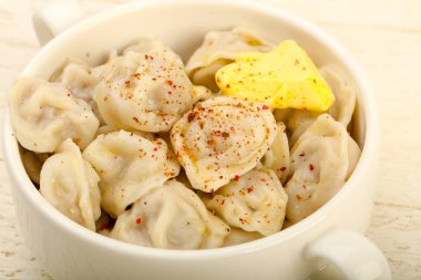 Tereyağı ile Rus köfte