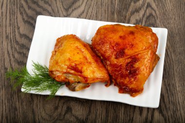 kavrulmuş tavuk uyluk