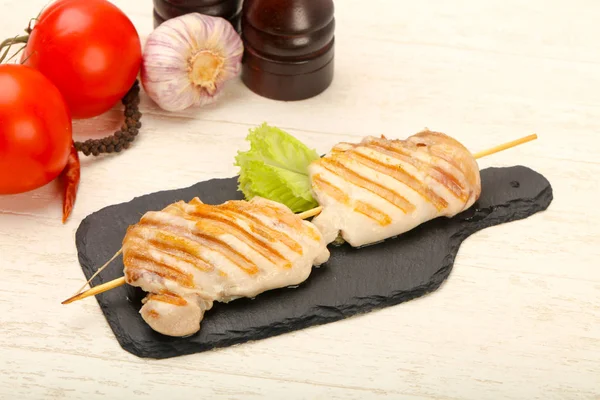 Grilled chicken thighs — Stock Photo, Image