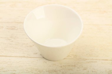 Ev için boş tabak ya da ahşap masa arka plan üzerinde Restoran