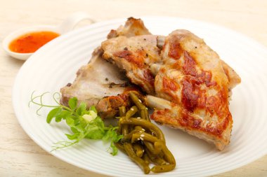 kavrulmuş yedek kaburga