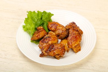 Susam Teriyaki uyluk