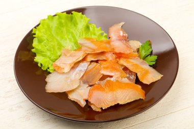 Füme balığı fileto