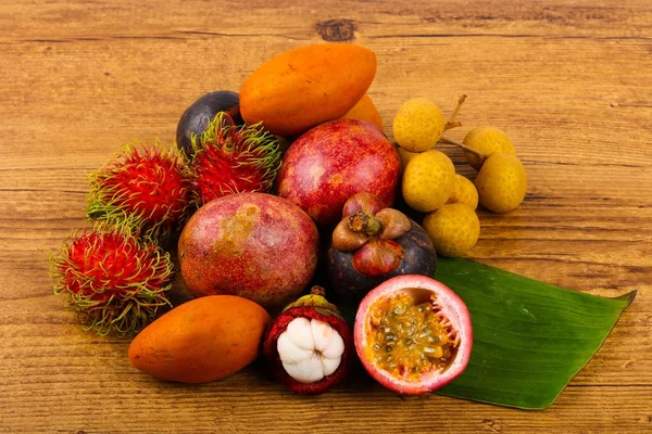 Mélange Fruits Tropicaux Fruits Passion Longan Mangoustan Rombutan — Photo