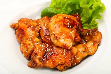 Susam Teriyaki uyluk