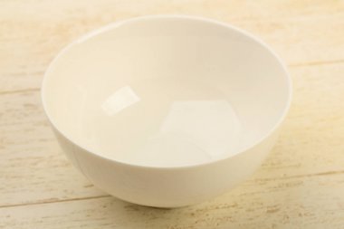 Ev için boş tabak ya da ahşap masa arka plan üzerinde Restoran