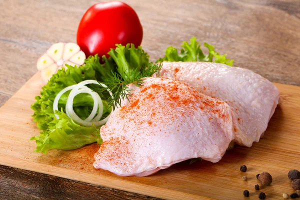 Raw Chicken Thighs Spices Ready Cooking — Stock Photo, Image
