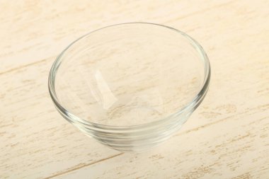 Ev için boş tabak ya da ahşap masa arka plan üzerinde Restoran