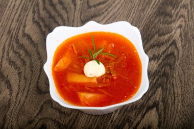 Rus Borcsh çorba ahşap arka plan üzerinde