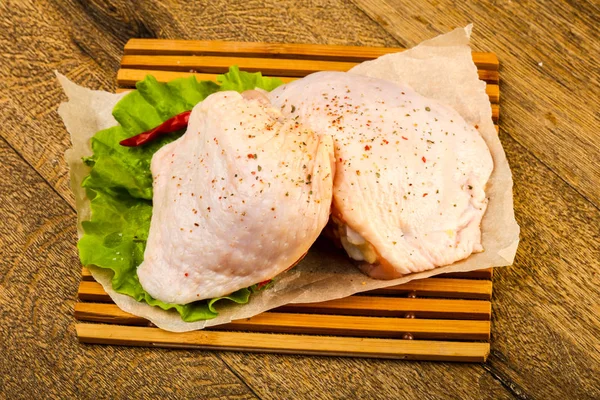 Raw Chicken Thighs Spices Ready Cooking — Stock Photo, Image