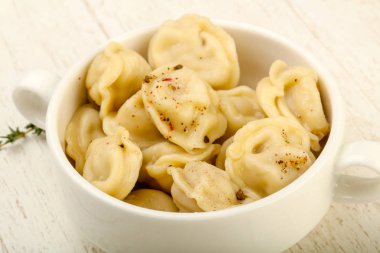 Rus köfte kase biber ve tereyağı ile