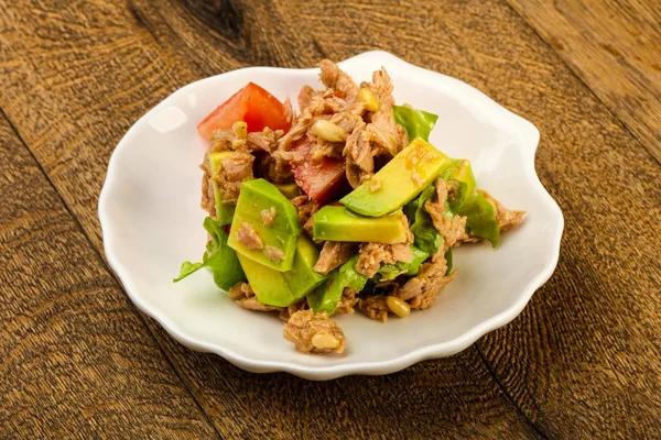 Tuna Avocado Salad Tomato Served Sesame Seeds — Stock Photo, Image