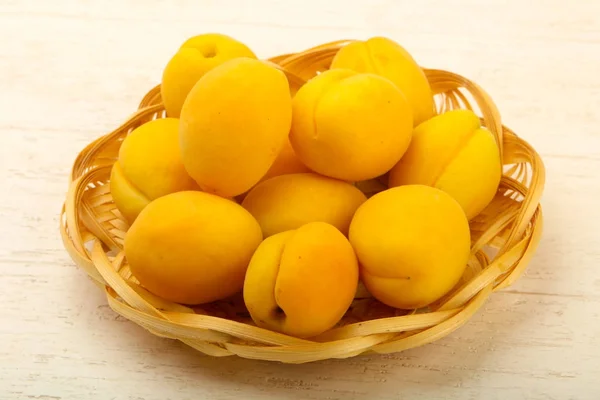 Ripe Sweet Apricots Wooden Background — Stock Photo, Image