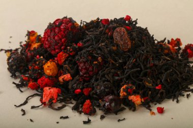 Aroma çay yığın meyve, meyveler ve otlar ile