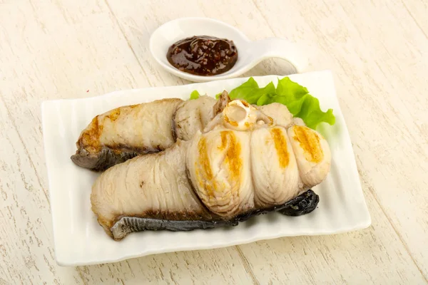 Bife Tubarão Grelhado Com Molho Pimenta Folhas Salada — Fotografia de Stock