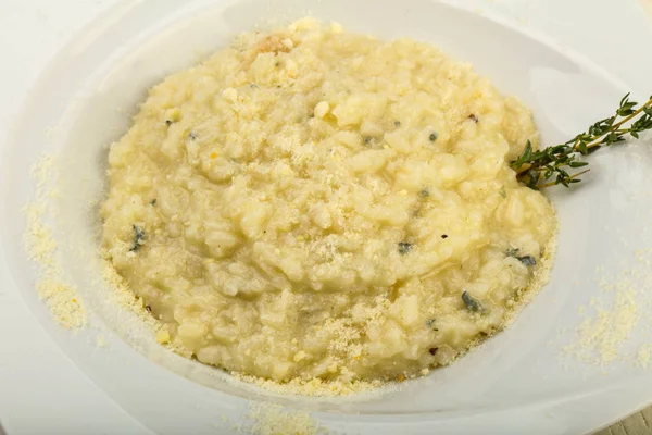 Cocina Italiana Risotto Con Queso Azul — Foto de Stock