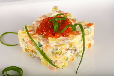 Cavair Rus salatası