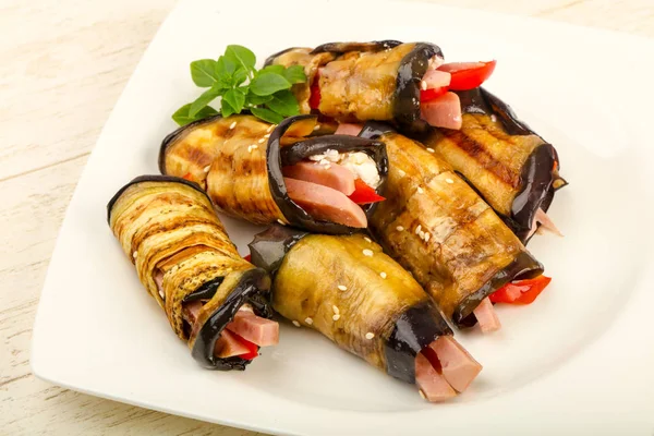 Gevulde Aubergine Met Ham Kaas Peper — Stockfoto