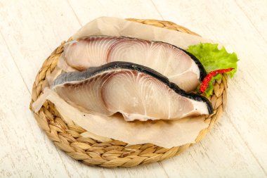 Ham sulu köpek balığı biftek ızgara için hazır