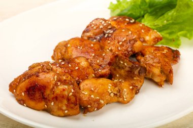 Susam Teriyaki uyluk