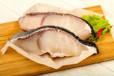 Ham sulu köpek balığı biftek ızgara için hazır