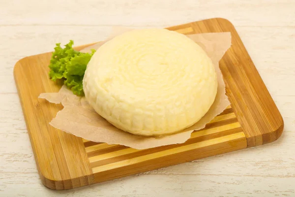 Junger Kaukasischer Käse Suluguni — Stockfoto