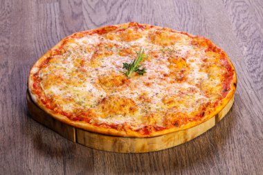 Biberiye servis sıcak Margarita pizza