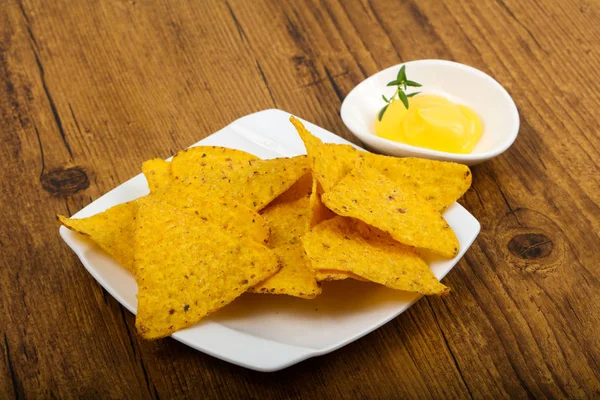 Nachos Med Ostsås — Stockfoto