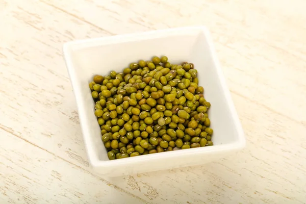 Frijoles Verdes Secos Amontonados Sobre Fondo Madera —  Fotos de Stock