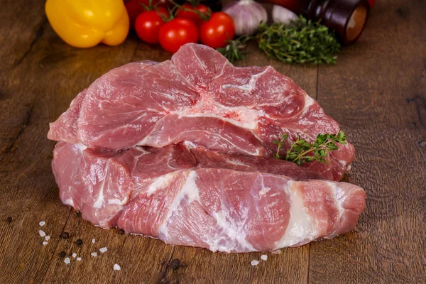 Carne Maiale Cruda Sfondo Legno — Foto Stock