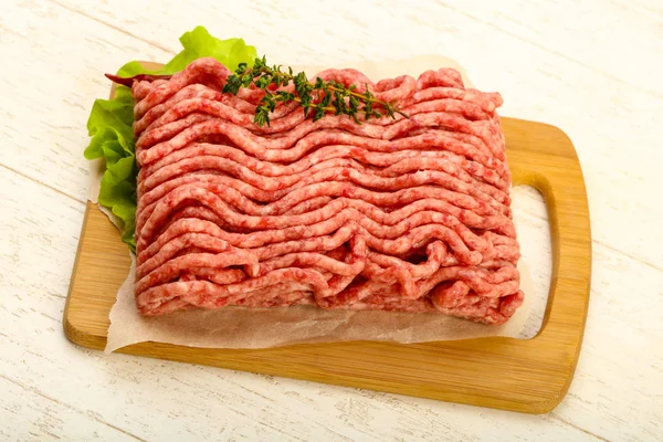 Köttfärs Kött Med Timjan Och Peppar — Stockfoto