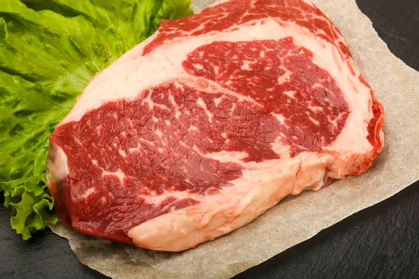 Rib Eye Roh Steak Bereit Zum Kochen — Stockfoto