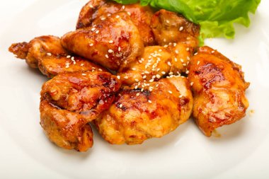 Susam Teriyaki uyluk