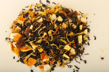 Aroma çay yığın meyve, meyveler ve otlar ile