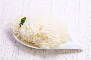 Ahşap mantar kaba aldı