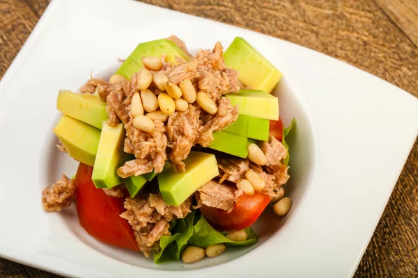 Tuna Avocado Salad Tomato Served Sesame Seeds — Stock Photo, Image