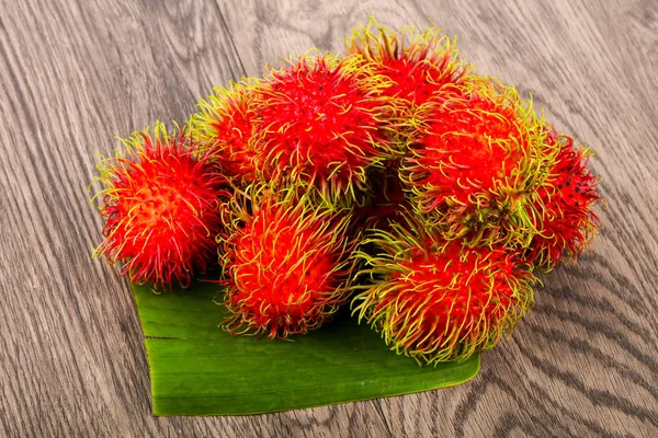 Fresh Ripe Sweet Rambutan Heap Asian Fruits — Stock Photo, Image