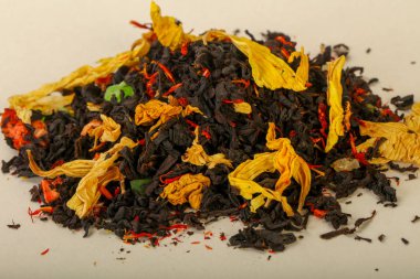 Aroma çay yığın meyve, meyveler ve otlar ile