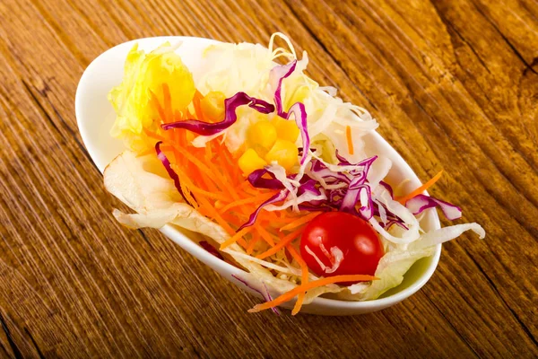 Havuç Domates Taze Lahana Salatası — Stok fotoğraf