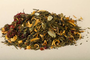 Aroma çay yığın meyve, meyveler ve otlar ile