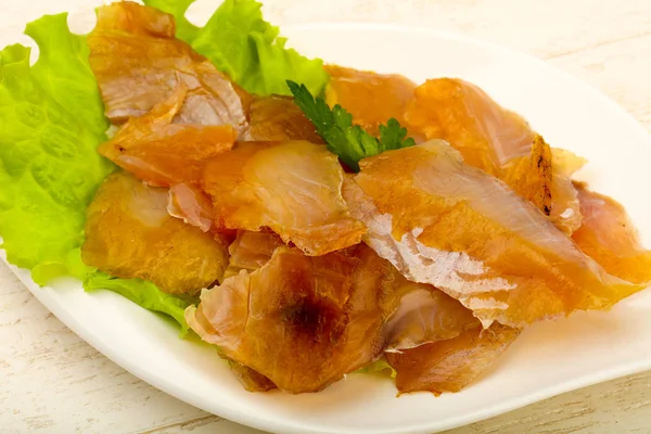 Füme yayın balığı fileto carpaccio