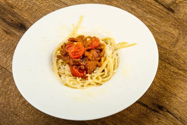 Spaghetti Pomidorami Cherry Parmezanem — Zdjęcie stockowe