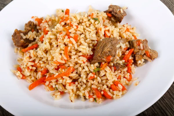 Asiatischer Reis Plov Mit Fleisch Und Karotten — Stockfoto