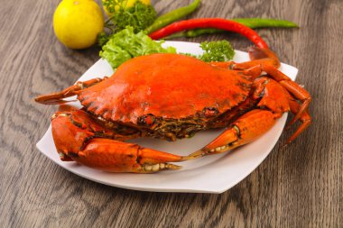 Haşlama yengeç taze ve sıcak - delicous meze