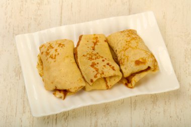 Homamde krep etli tablo