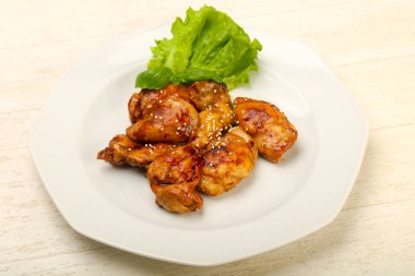 Susam Teriyaki uyluk