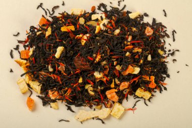 Aroma çay yığın meyve, meyveler ve otlar ile