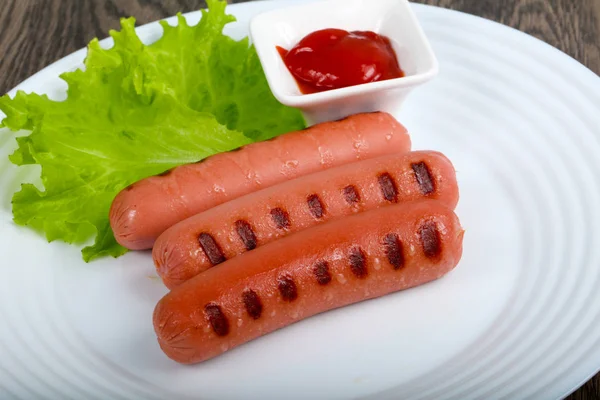Saucisses Grillées Avec Salade Ketchup — Photo