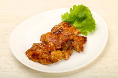 Susam Teriyaki uyluk