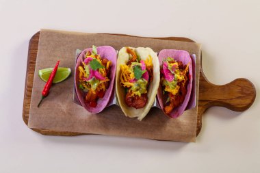 Etli Meksika geleneksel börek